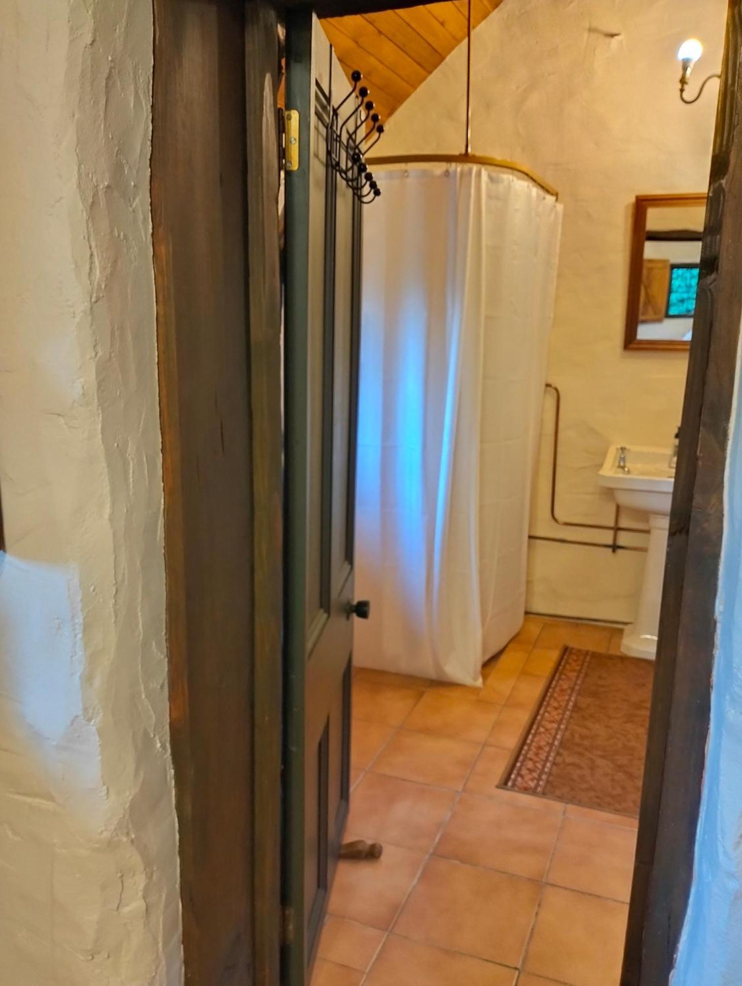 Queensberry Inn Екстериор снимка