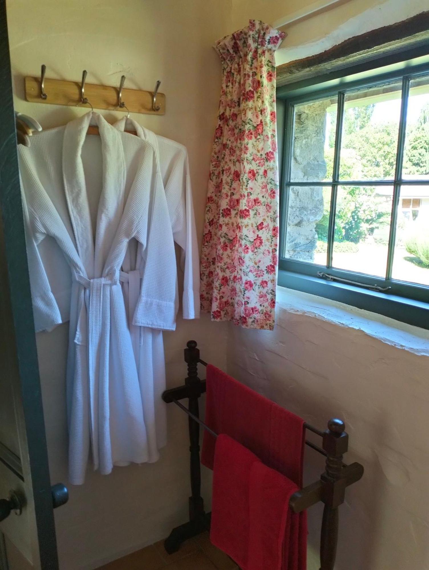 Queensberry Inn Екстериор снимка